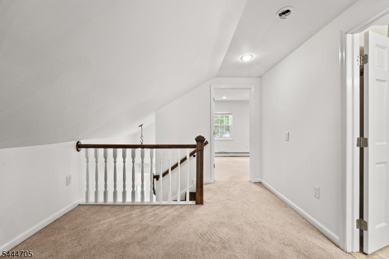 54 Chestnut Ave