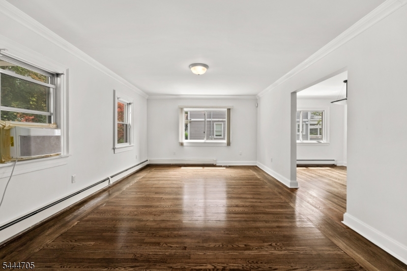 54 Chestnut Ave