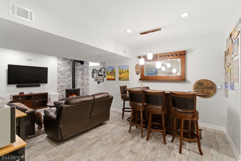 538 Willow Ave
