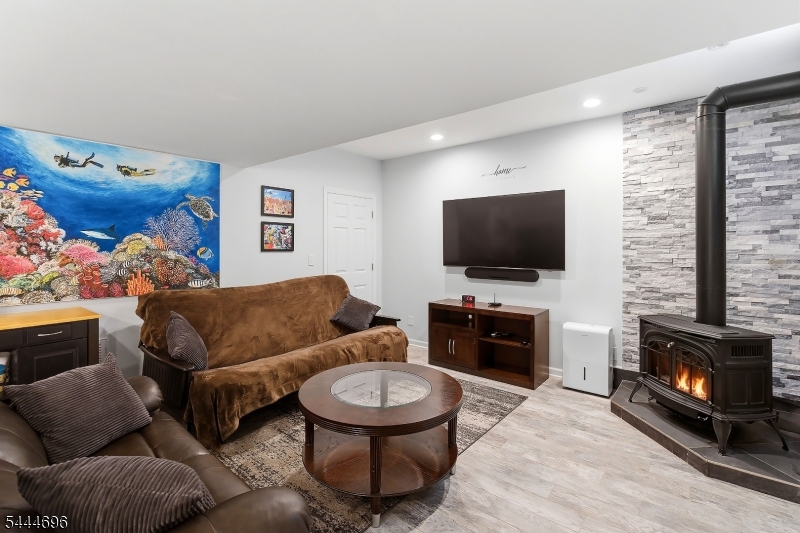 538 Willow Ave