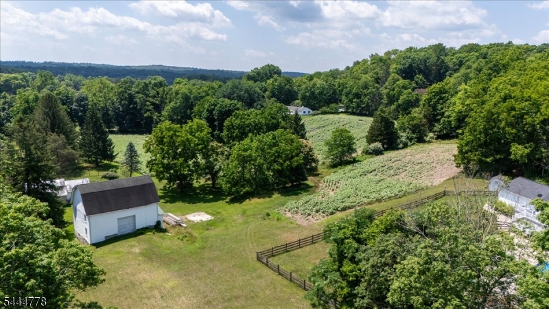 9 Jacksonburg Rd