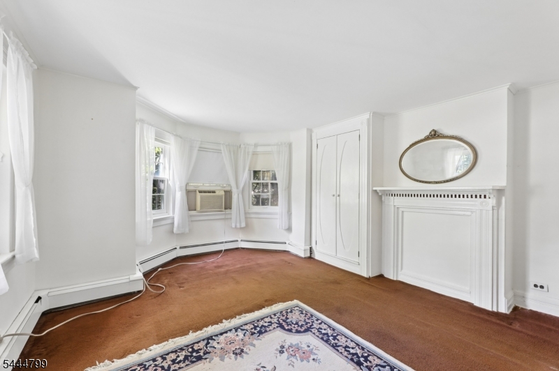 105 Harrison Ave