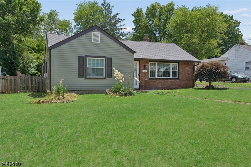 42 Walnut St