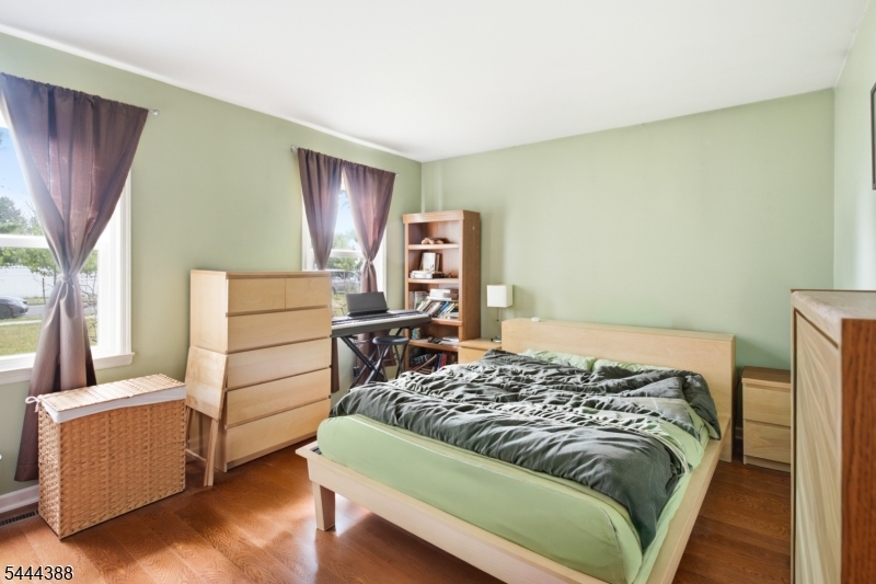 3 Wilkens Dr