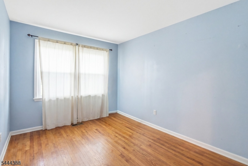 3 Wilkens Dr