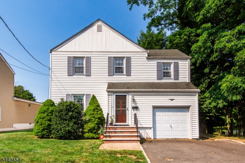 906 Maurice Ave