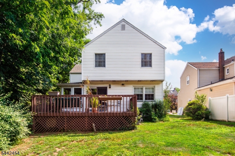 906 Maurice Ave