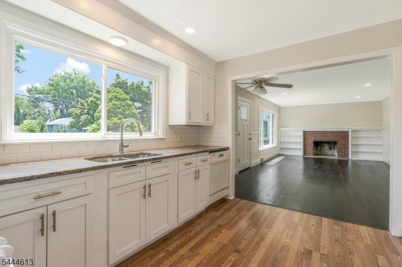 263 N Jackson Ave