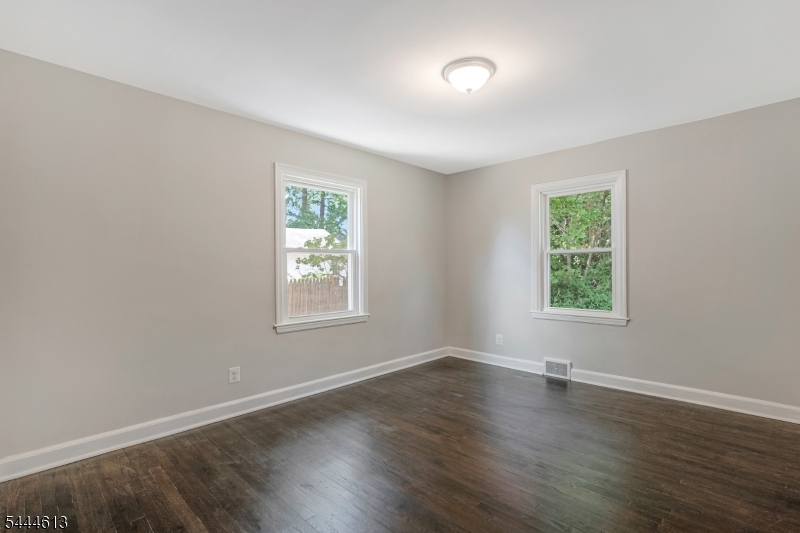 263 N Jackson Ave
