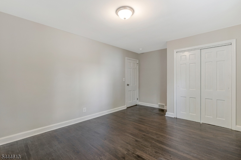 263 N Jackson Ave