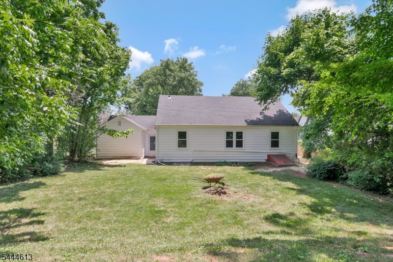 263 N Jackson Ave