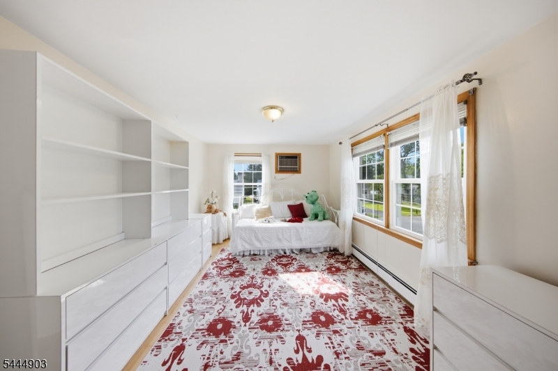 15 Spruce Pl