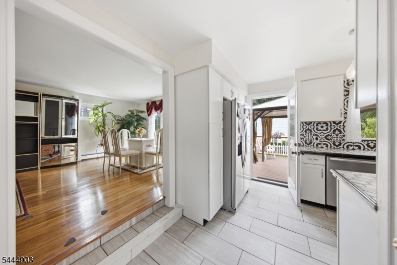 15 Spruce Pl