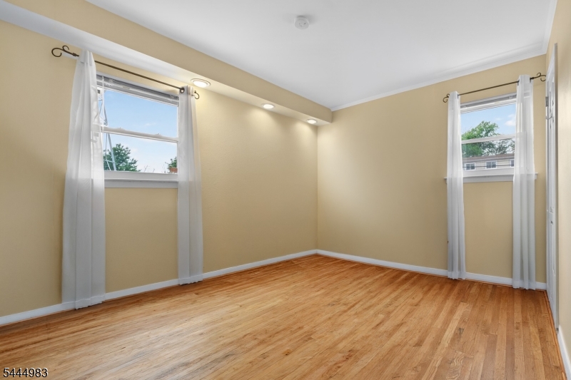 24 Deerwood Ave