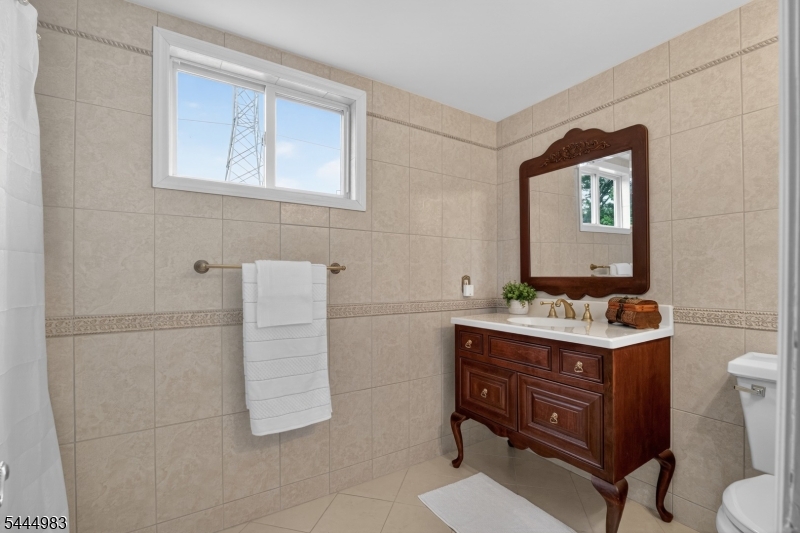24 Deerwood Ave
