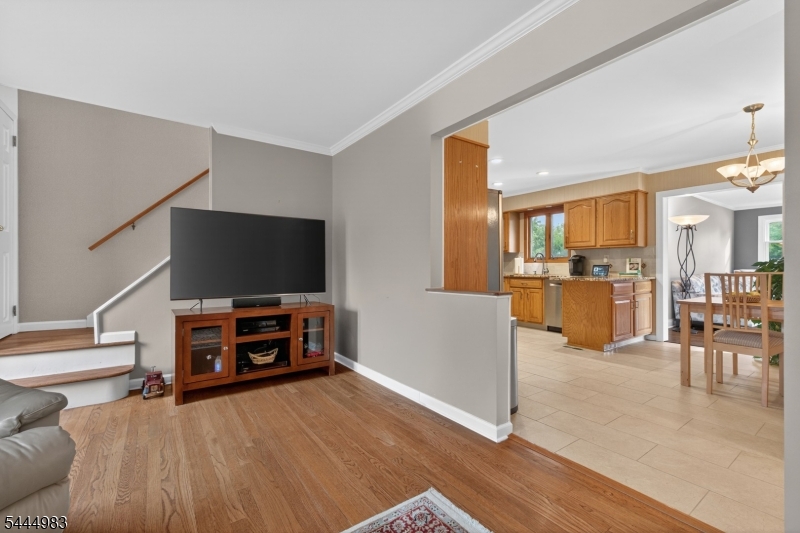 24 Deerwood Ave