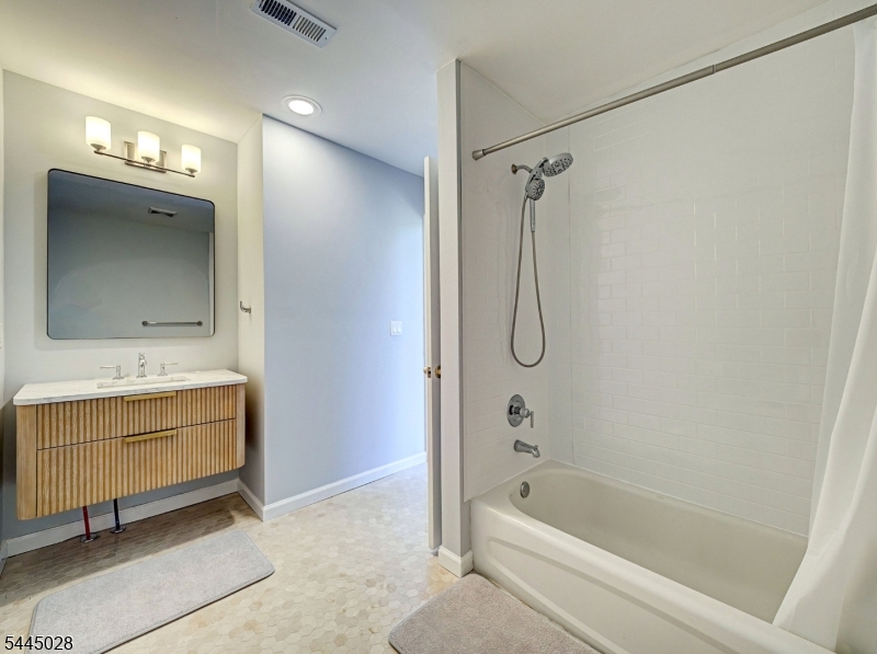 126 Blackwell Rd