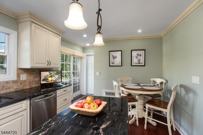1238 Millstone River Rd