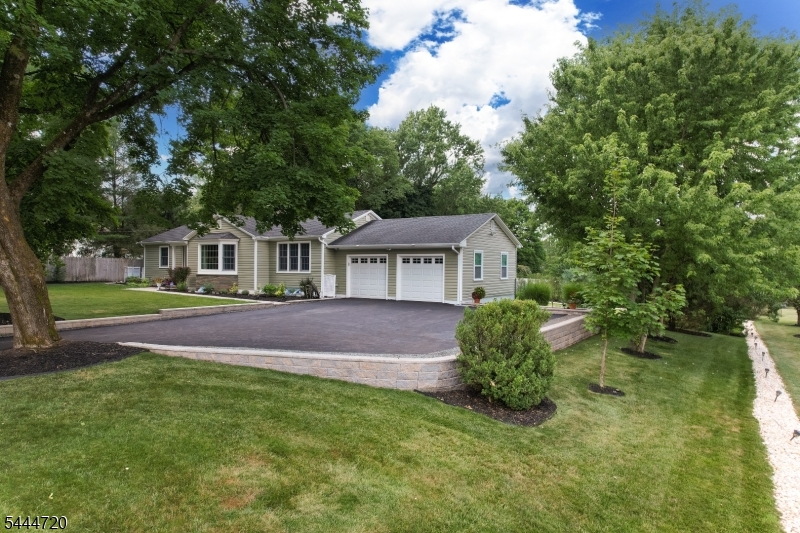 1238 Millstone River Rd