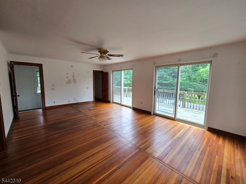 7 Cooper Rd