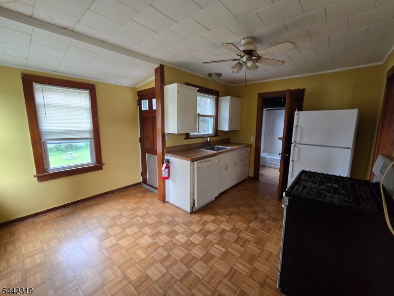 7 Cooper Rd