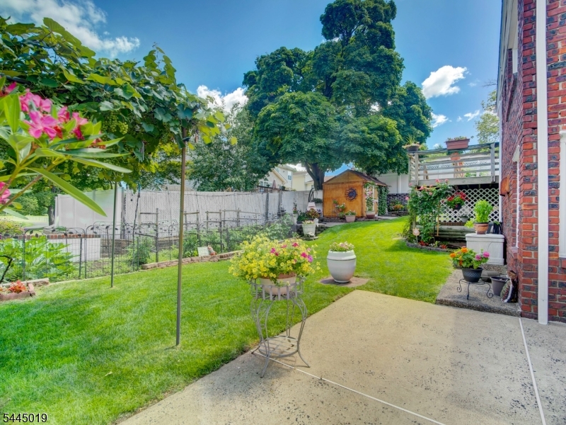441 N 15Th St