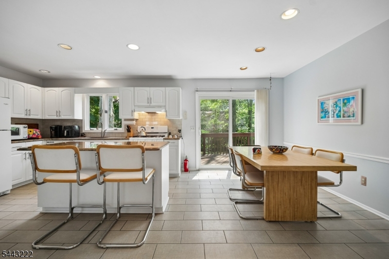 12 Arbor Ct