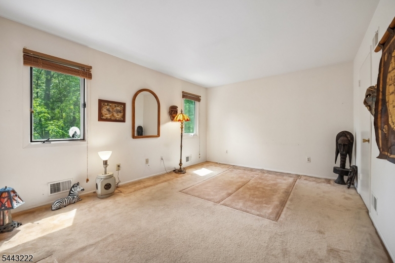12 Arbor Ct