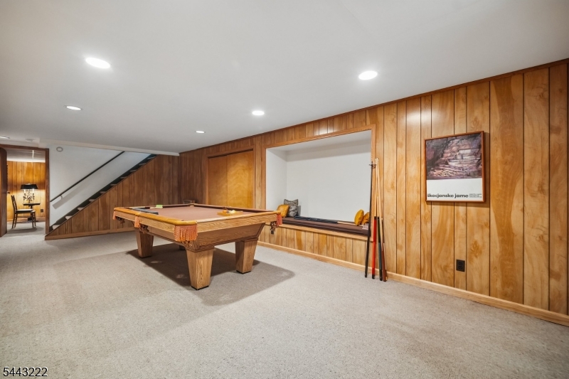 12 Arbor Ct