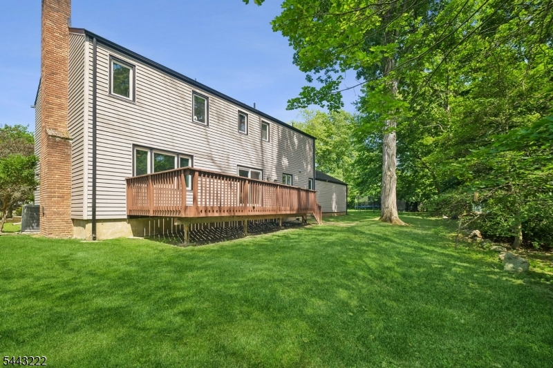12 Arbor Ct