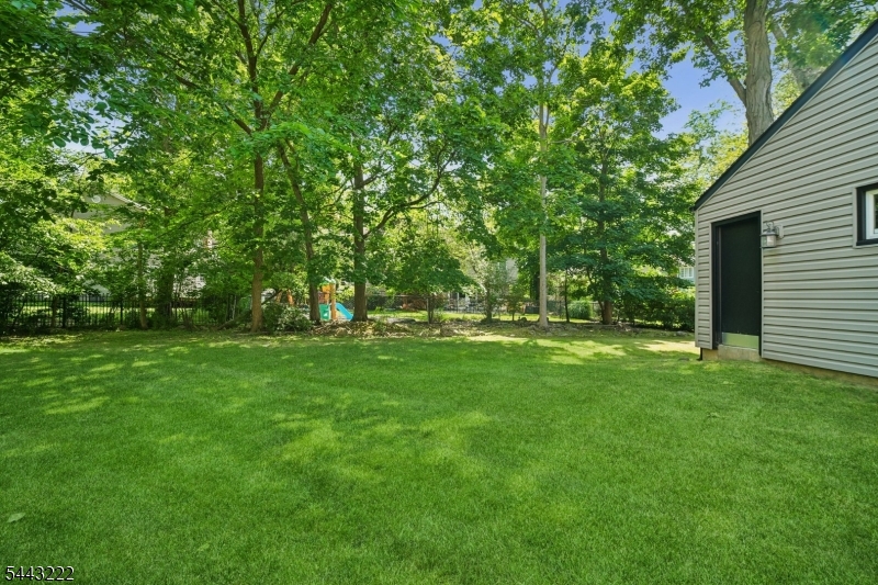 12 Arbor Ct
