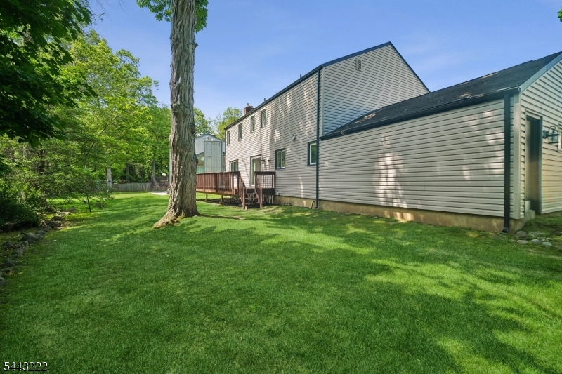 12 Arbor Ct