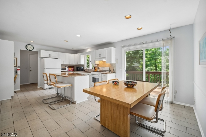 12 Arbor Ct