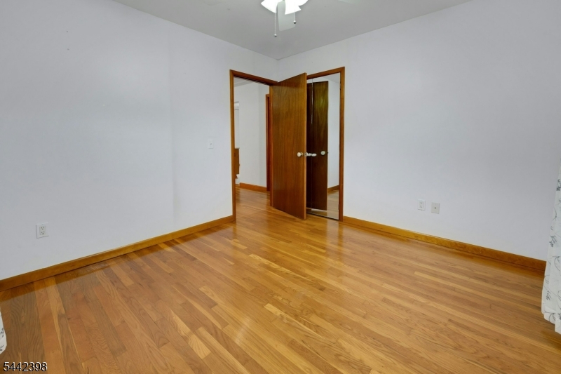 61 Fairmount Rd