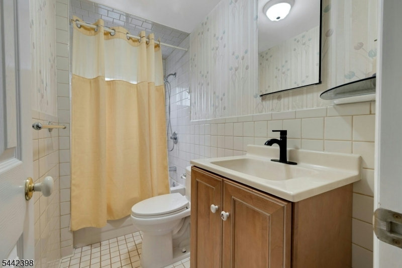 61 Fairmount Rd