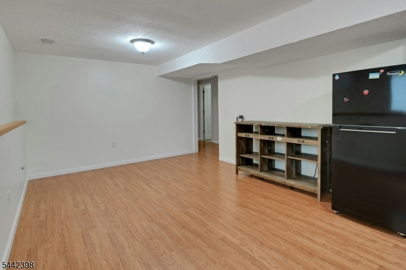 61 Fairmount Rd