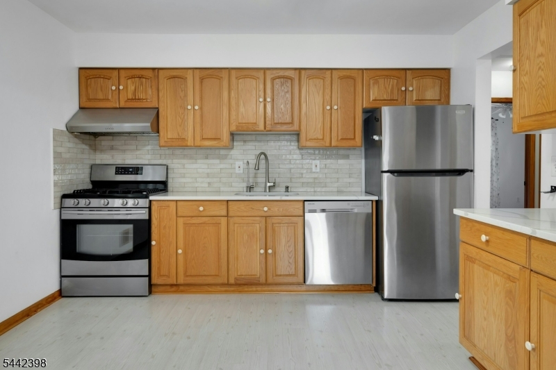 61 Fairmount Rd