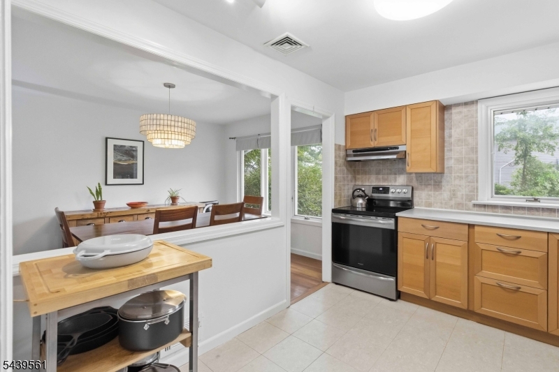 10 Cornell Pl