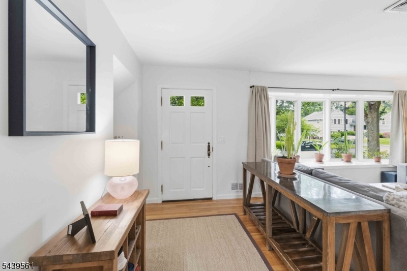 10 Cornell Pl