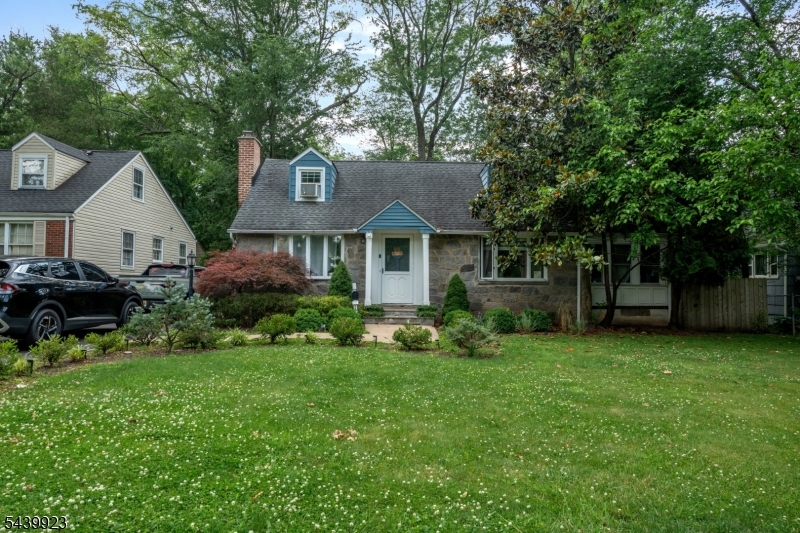 958 Leland Ave