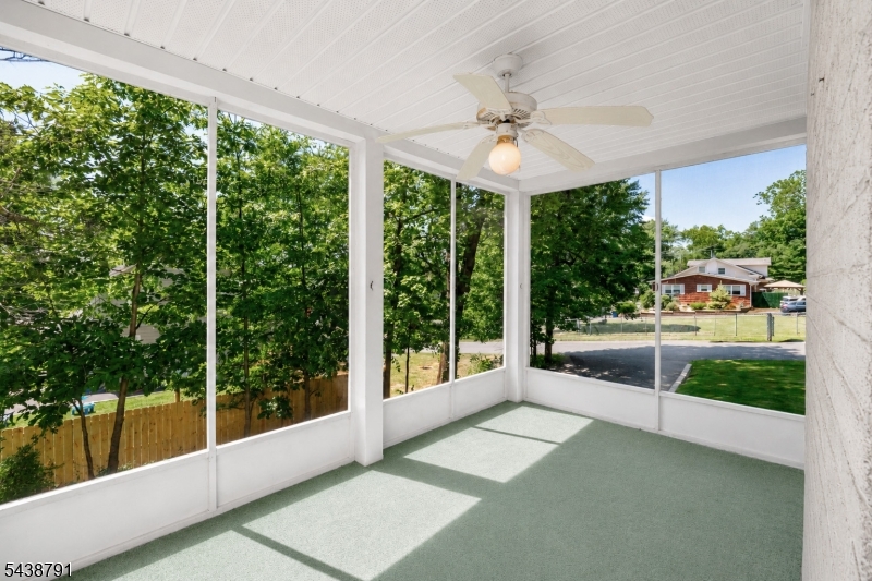 206 Mountain Pkwy
