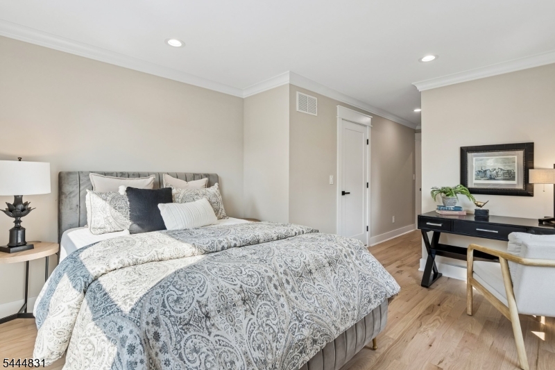 122 Stanmore Pl