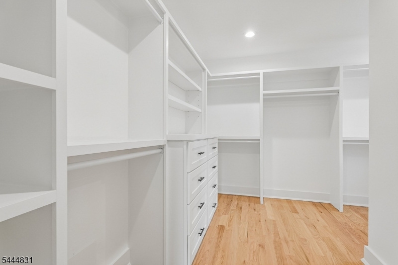122 Stanmore Pl