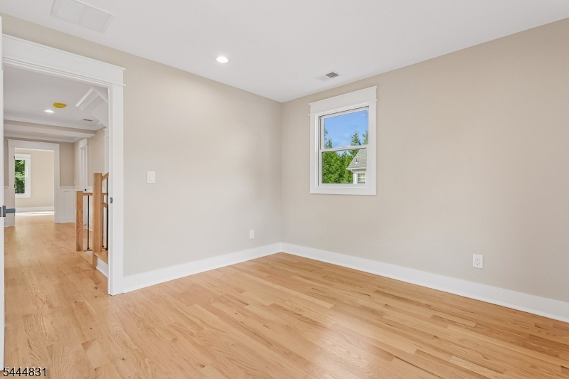 122 Stanmore Pl
