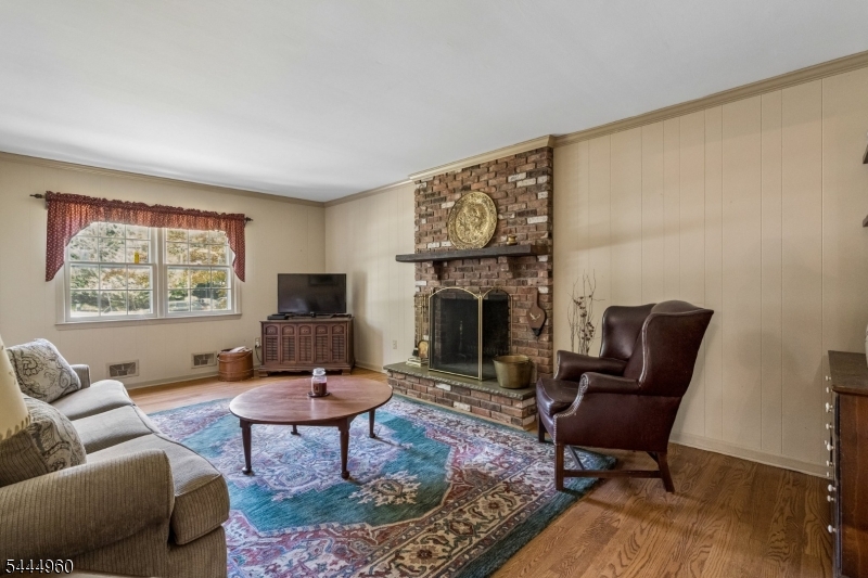 7 Timber Dr