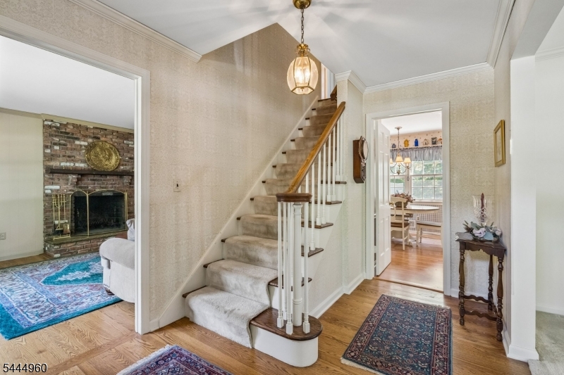 7 Timber Dr
