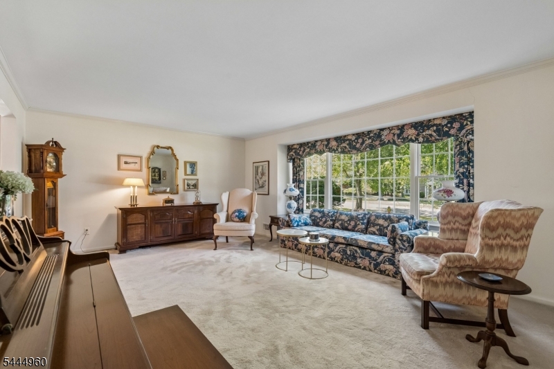 7 Timber Dr