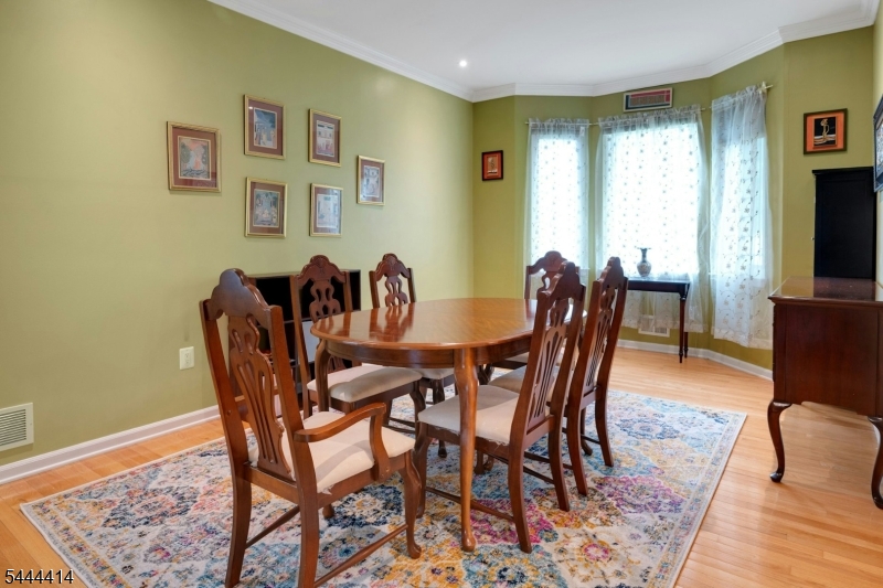 64 Walters Brook Dr
