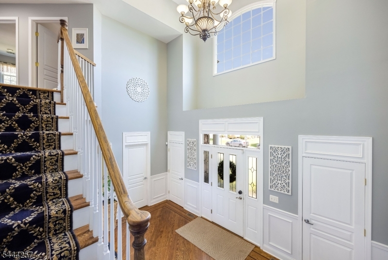 8 Ferndale Pl