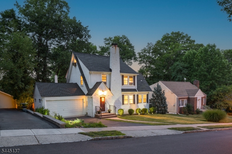 7 Bradford Ave